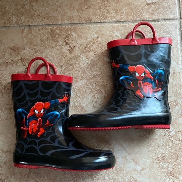 spiderman rubber boots